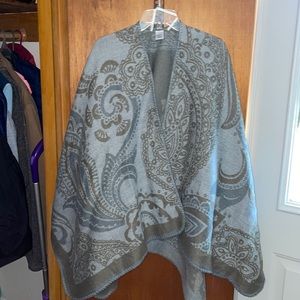 Grey printed shawl